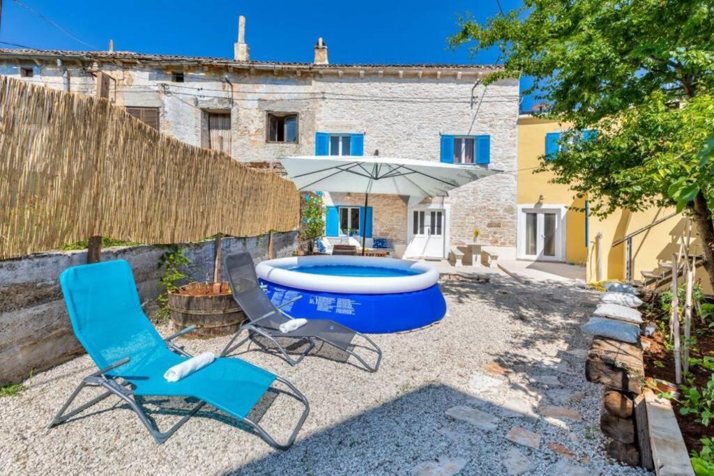 Vila Casa Di Pietra Matelici Divšići Exteriér fotografie